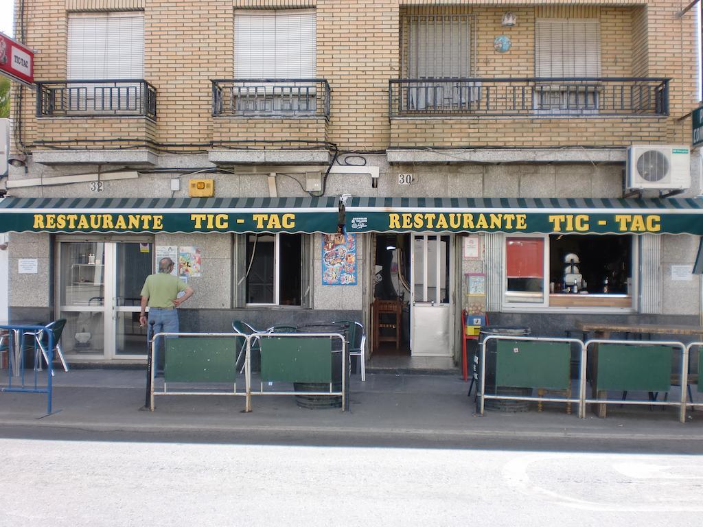 Hostal Las Tres Jotas Alcaracejos Ngoại thất bức ảnh
